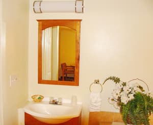 thumbnail: Bathroom sink