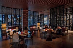 thumbnail: Restaurant