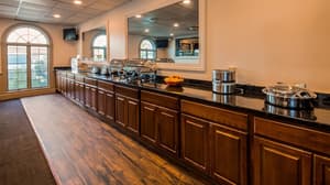 thumbnail: Breakfast area