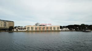 thumbnail: Exterior