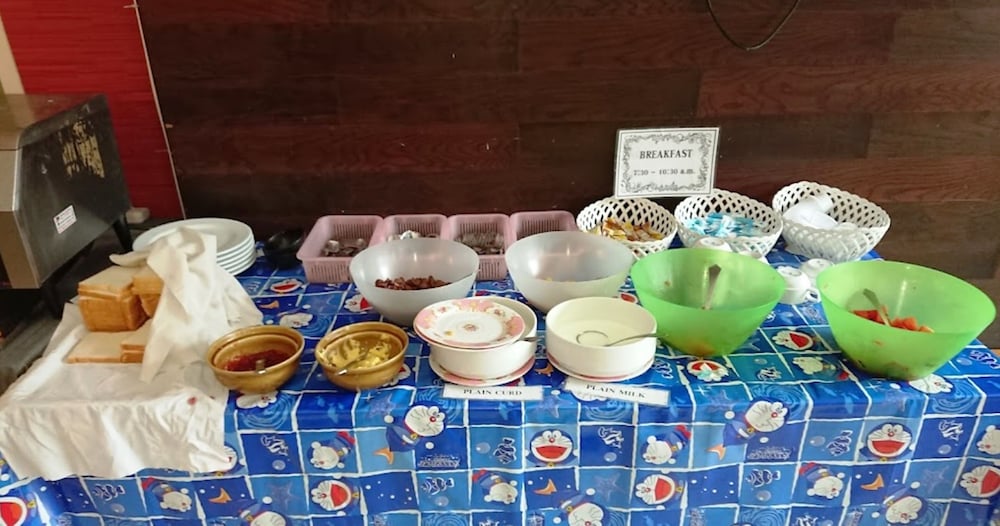 Breakfast buffet