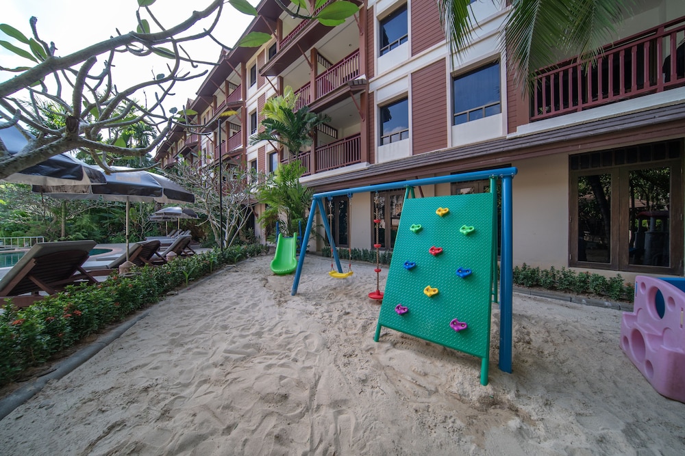 Children's play area - outdoor