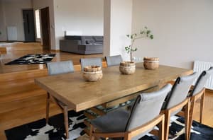 thumbnail: In-room dining