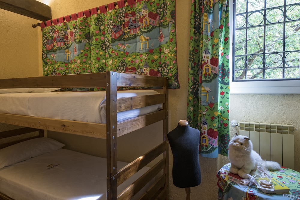 Children's theme room