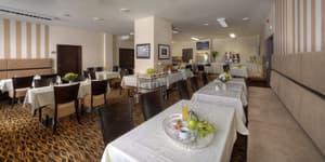 thumbnail: Dining