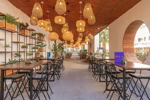 thumbnail: Restaurant