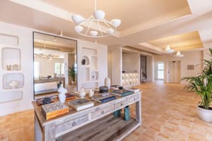 thumbnail: Reception hall