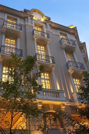 thumbnail: Front of property - evening/night