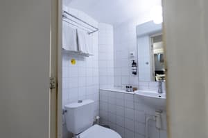 thumbnail: Bathroom