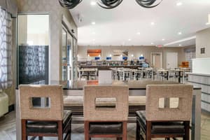 thumbnail: Breakfast area
