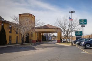 thumbnail: Exterior
