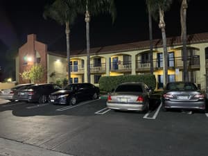 thumbnail: Exterior