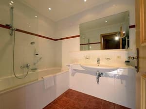 thumbnail: General view