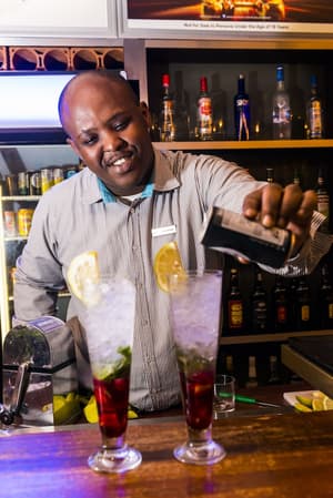 thumbnail: Bar (on property)