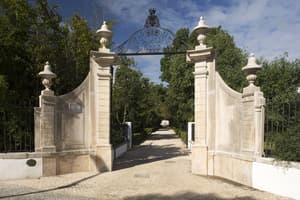thumbnail: Property entrance