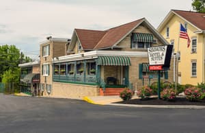 Simmons Motel