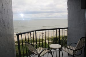 thumbnail: Balcony view