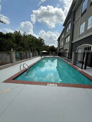thumbnail: Pool