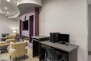 thumbnail: Business center