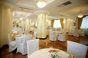 thumbnail: Restaurant