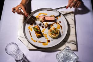 thumbnail: Restaurant