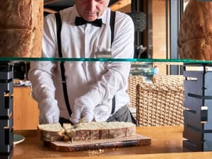 thumbnail: Restaurant