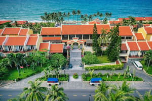 thumbnail: Exterior