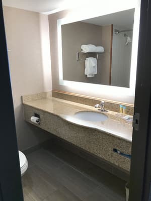 thumbnail: Bathroom