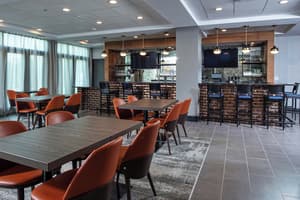thumbnail: Restaurant
