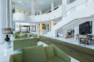 thumbnail: Reception