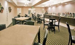 thumbnail: Breakfast area