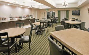 thumbnail: Breakfast area