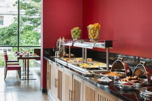 thumbnail: Breakfast area