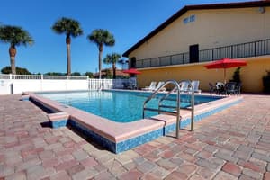thumbnail: Pool