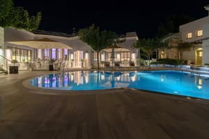 thumbnail: Pool