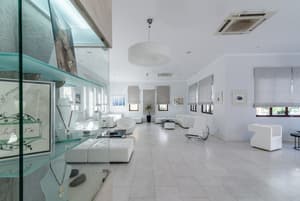 thumbnail: Interior