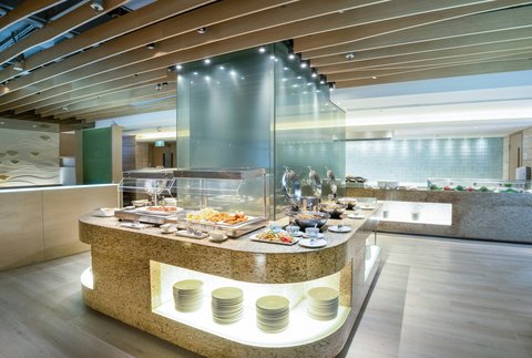 I O N Wong Chuk Hang buffet station