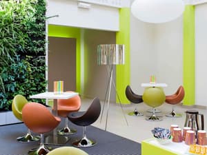 thumbnail: Lobby sitting area
