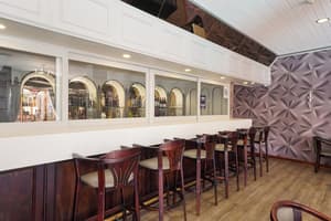 thumbnail: Bar (on property)