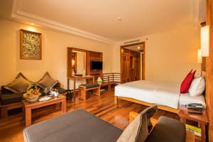 thumbnail: In-room dining