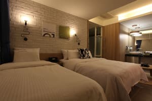 thumbnail: Room