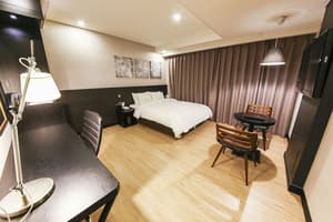 thumbnail: Room