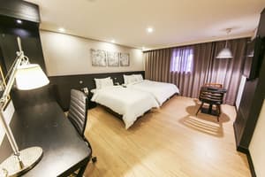 thumbnail: Room