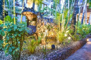 thumbnail: Exterior