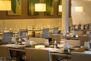 thumbnail: Restaurant