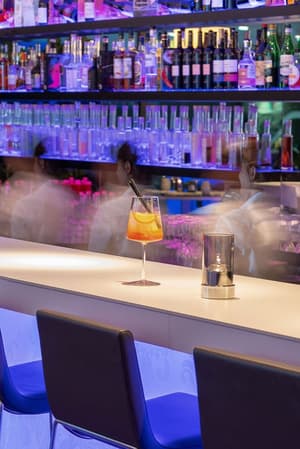 thumbnail: Restaurant
