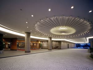 thumbnail: Interior entrance