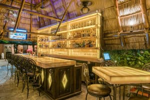 thumbnail: Bar (on property)