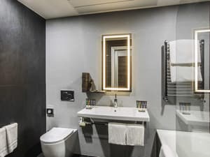 thumbnail: Room