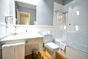 thumbnail: Bathroom